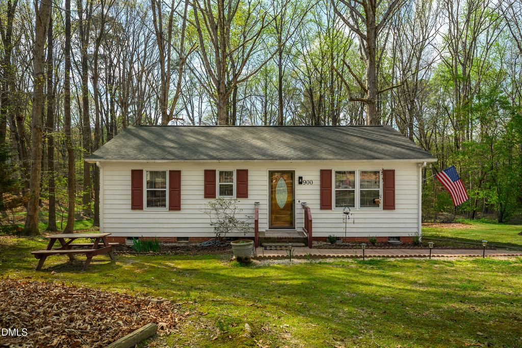 900 Cricket Knoll Road, Fuquay Varina, NC 27526