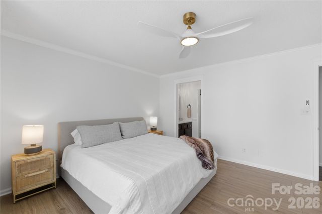 308 Queens Road 32, Charlotte, NC 28204