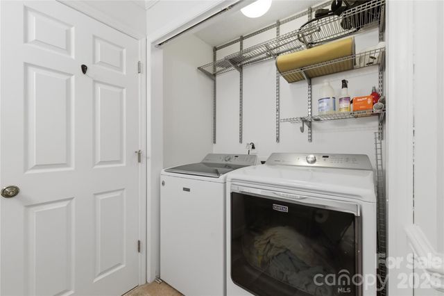 308 Queens Road 32, Charlotte, NC 28204