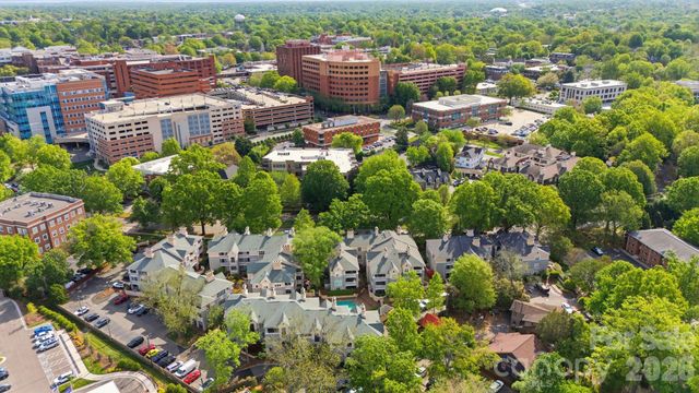 308 Queens Road 32, Charlotte, NC 28204