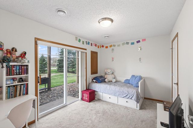 10859 Kingsfield Lane, Woodbury, MN 55129
