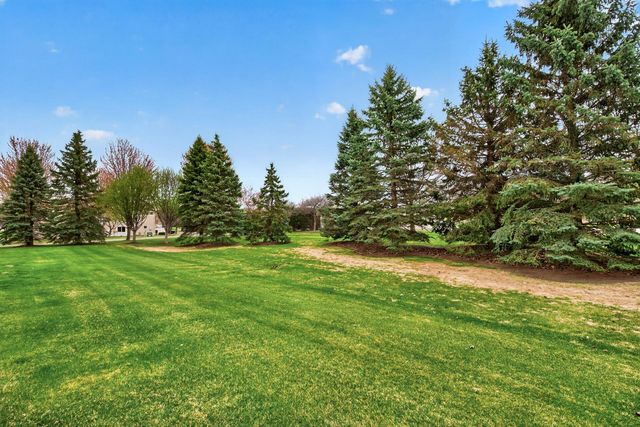 10859 Kingsfield Lane, Woodbury, MN 55129
