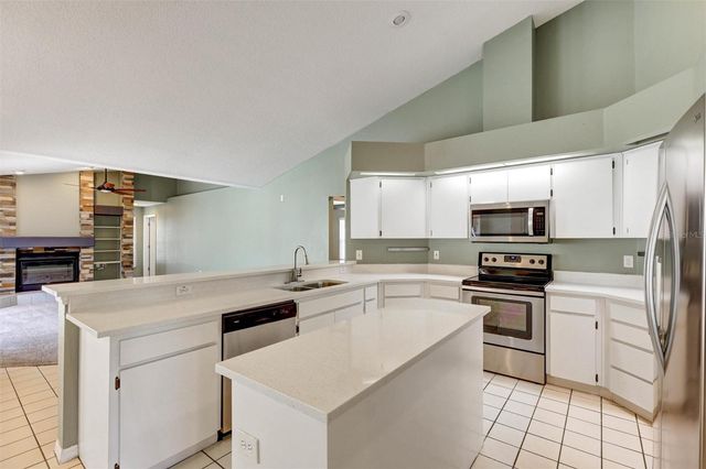 12229 LANGSHAW DRIVE, Thonotosassa, FL 33592
