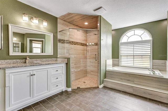 12229 LANGSHAW DRIVE, Thonotosassa, FL 33592