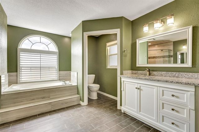 12229 LANGSHAW DRIVE, Thonotosassa, FL 33592