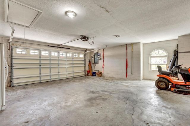 12229 LANGSHAW DRIVE, Thonotosassa, FL 33592