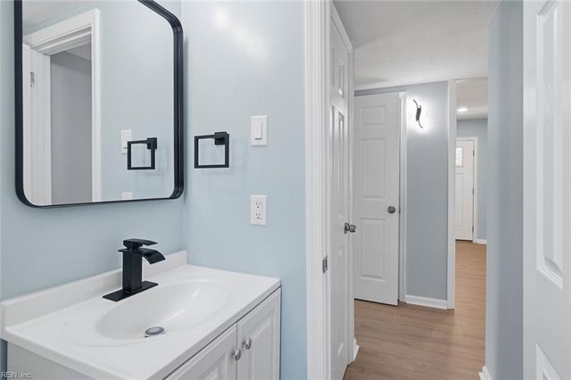 20 Chowan PL, Newport News, VA 23608