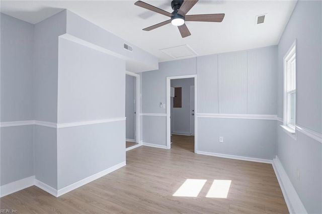 20 Chowan PL, Newport News, VA 23608