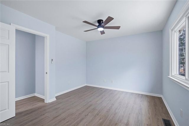 20 Chowan PL, Newport News, VA 23608