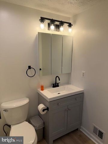 8165 SHEFFIELD CT, Jessup, MD 20794