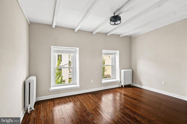 127 SEVILLE ST, Philadelphia, PA 19127