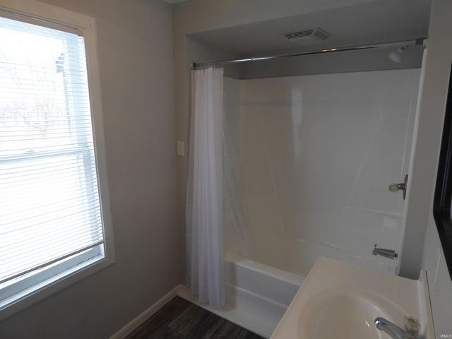 1002 Short 4th Street, Frankfort, IN 46041