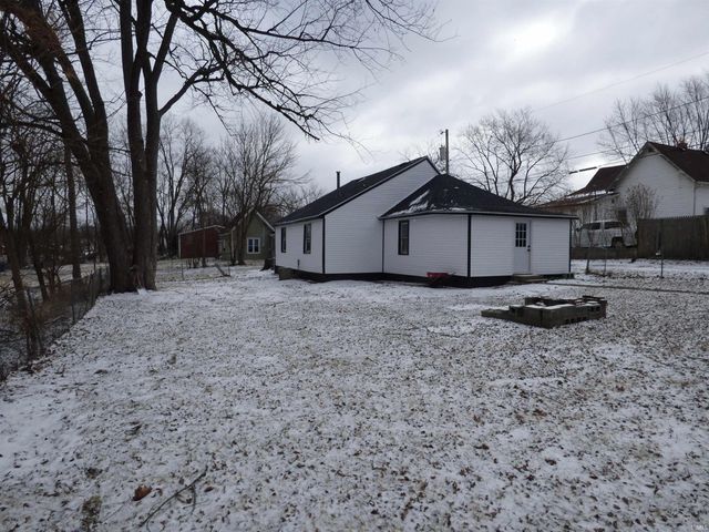 1002 Short 4th Street, Frankfort, IN 46041