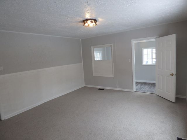 1002 Short 4th Street, Frankfort, IN 46041