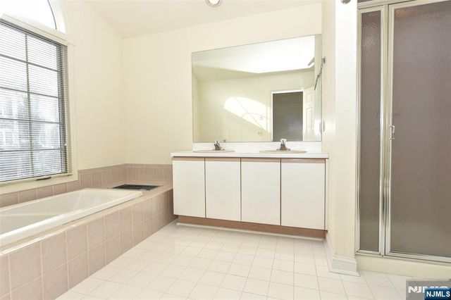 339 Cambridge Drive, Ramsey, NJ 07446