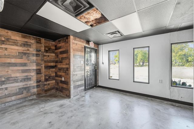 300 E Pennsylvania Avenue, Fort Worth, TX 76104