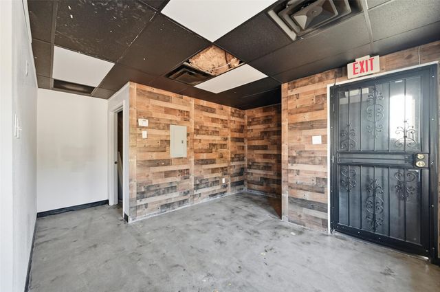 300 E Pennsylvania Avenue, Fort Worth, TX 76104