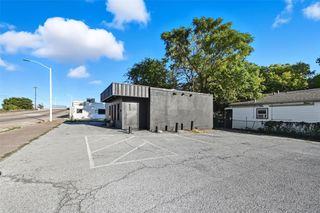 300 E Pennsylvania Avenue, Fort Worth, TX 76104