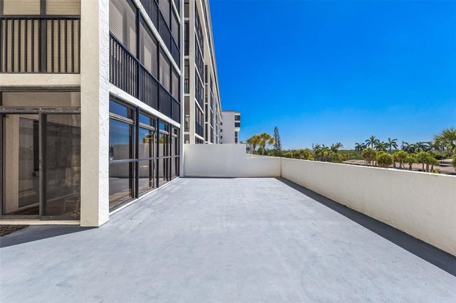 1100 BENJAMIN FRANKLIN DRIVE 305, Sarasota, FL 34236