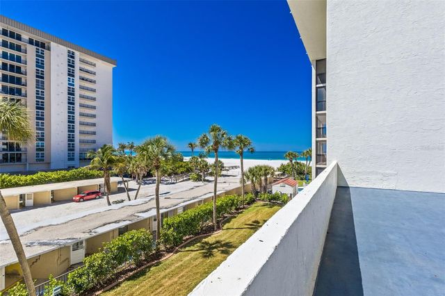 1100 BENJAMIN FRANKLIN DRIVE 305, Sarasota, FL 34236