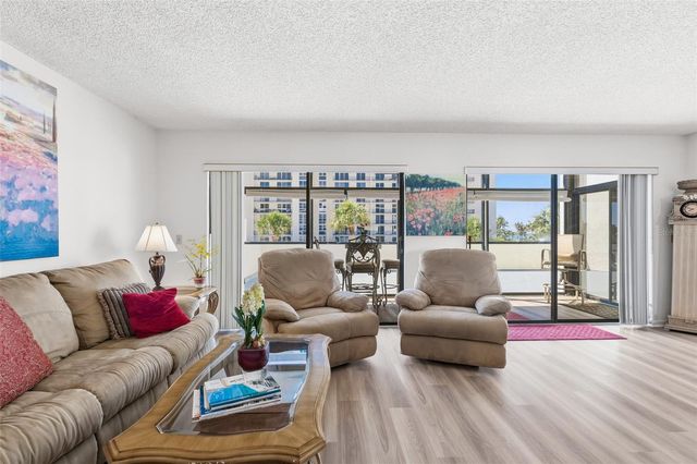 1100 BENJAMIN FRANKLIN DRIVE 305, Sarasota, FL 34236