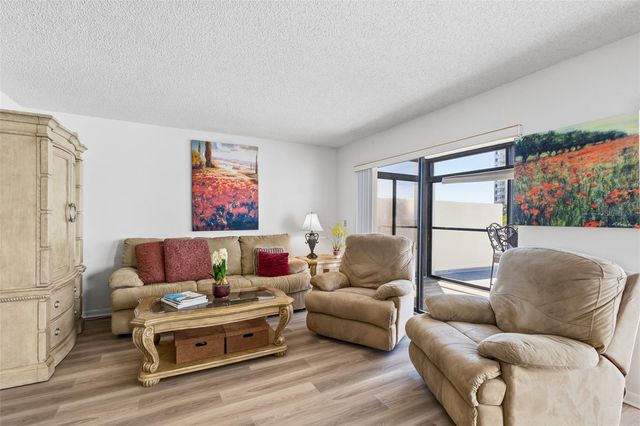 1100 BENJAMIN FRANKLIN DRIVE 305, Sarasota, FL 34236