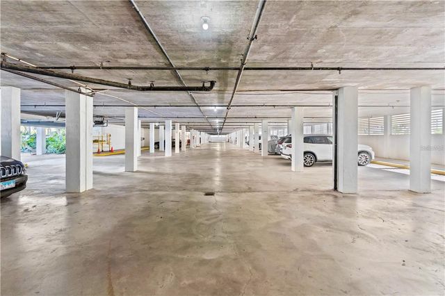 1100 BENJAMIN FRANKLIN DRIVE 305, Sarasota, FL 34236