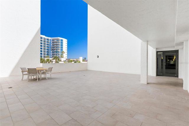 1100 BENJAMIN FRANKLIN DRIVE 305, Sarasota, FL 34236