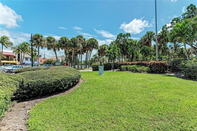 1100 BENJAMIN FRANKLIN DRIVE 305, Sarasota, FL 34236