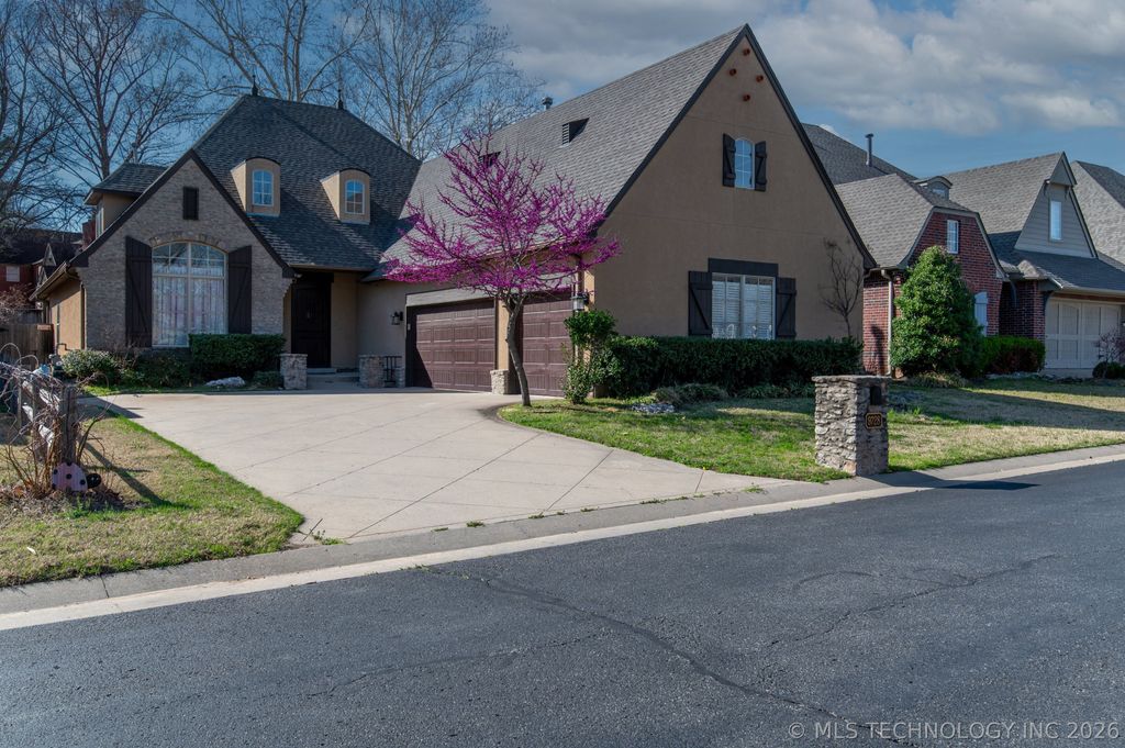 9728 S 75th East Avenue, Tulsa, OK 74133