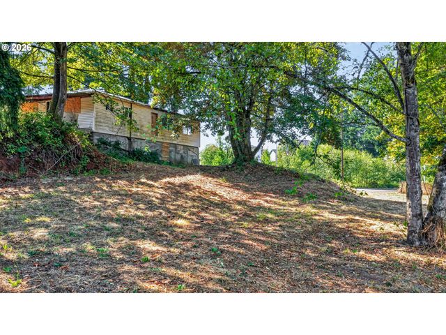 19424 Se BORNSTEDT Rd, Sandy, OR 97055