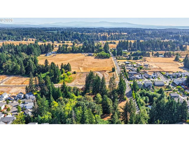 19424 Se BORNSTEDT Rd, Sandy, OR 97055
