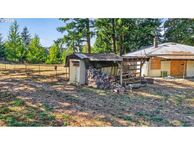 19424 Se BORNSTEDT Rd, Sandy, OR 97055