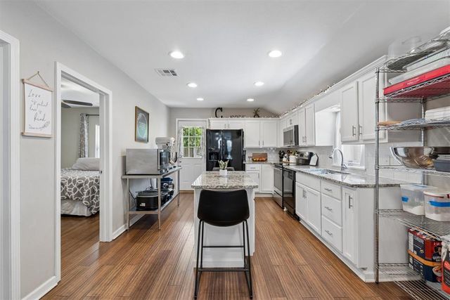 11 W Pulaski Street, Shawnee, OK 74804
