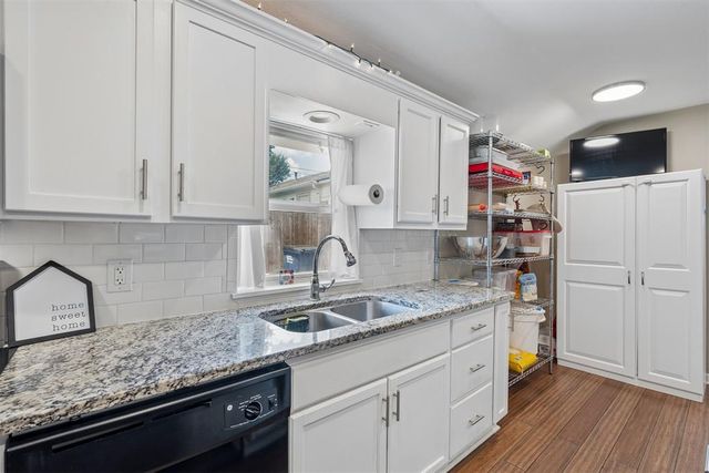 11 W Pulaski Street, Shawnee, OK 74804