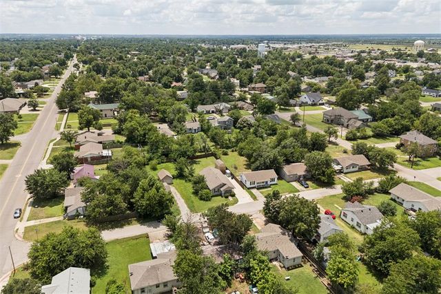 11 W Pulaski Street, Shawnee, OK 74804