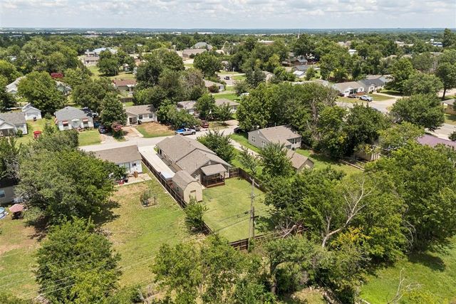 11 W Pulaski Street, Shawnee, OK 74804