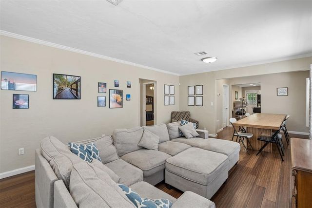 11 W Pulaski Street, Shawnee, OK 74804