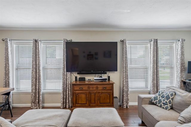 11 W Pulaski Street, Shawnee, OK 74804