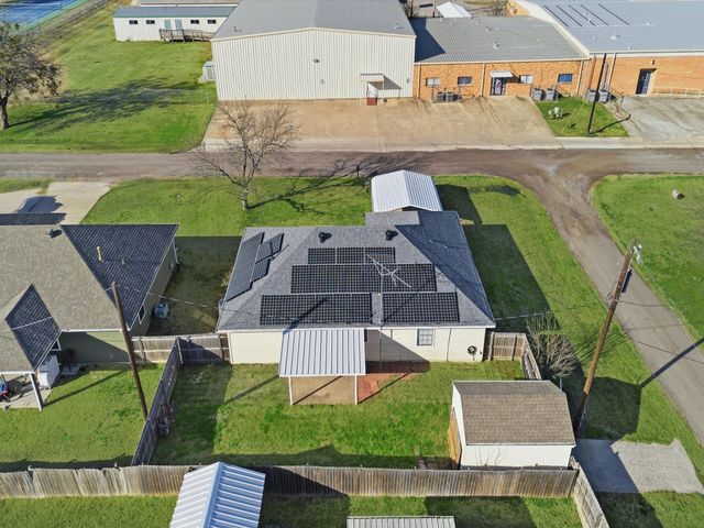 701 S College Street, Celeste, TX 75423