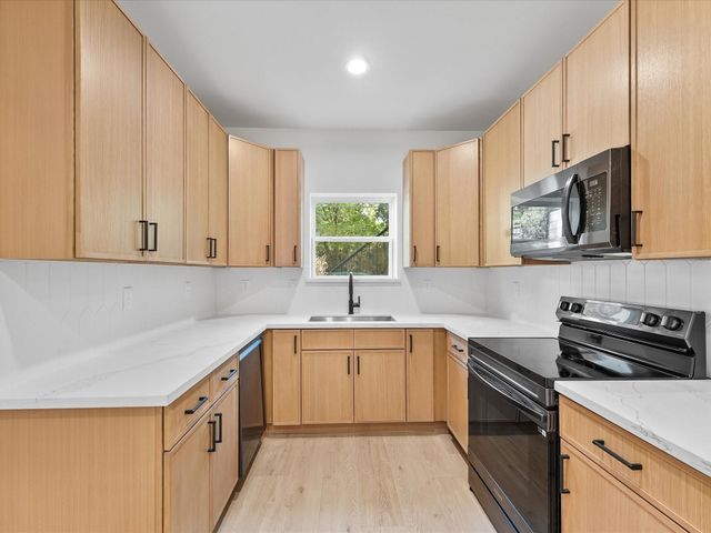 8101 Venus Street, Houston, TX 77088