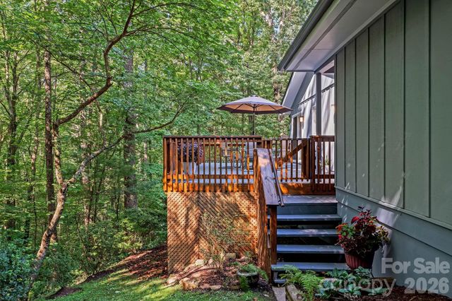 2 Brae Burn Way, Arden, NC 28704