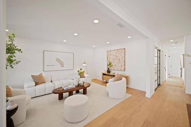 3735 Ruther Place Way, San Jose, CA 95121