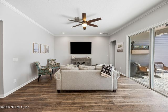 225 CLOVERBROOK Road, St. Johns, FL 32259