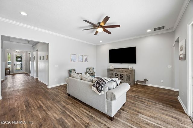 225 CLOVERBROOK Road, St. Johns, FL 32259