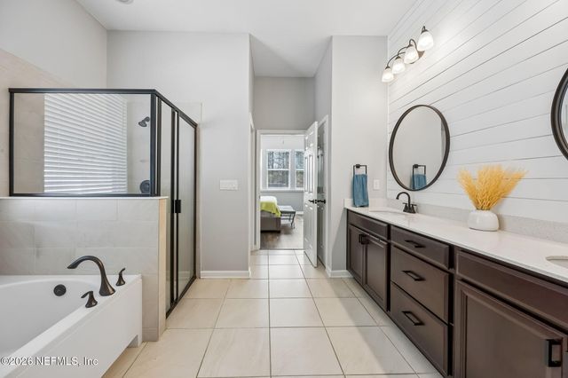 225 CLOVERBROOK Road, St. Johns, FL 32259