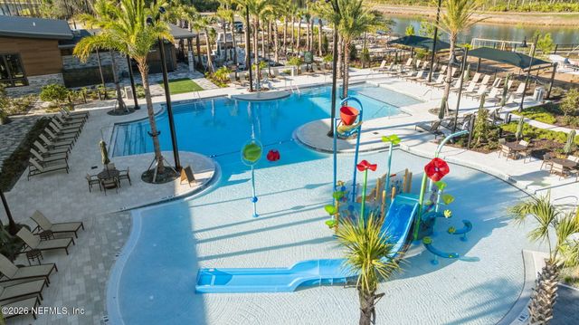 225 CLOVERBROOK Road, St. Johns, FL 32259