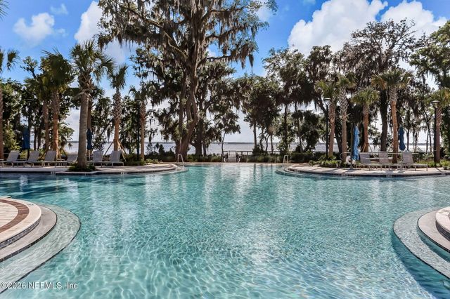 225 CLOVERBROOK Road, St. Johns, FL 32259