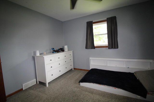 1008 Hilger ROAD, Hartland, WI 53029