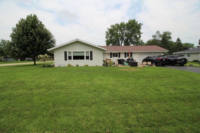 1008 Hilger ROAD, Hartland, WI 53029
